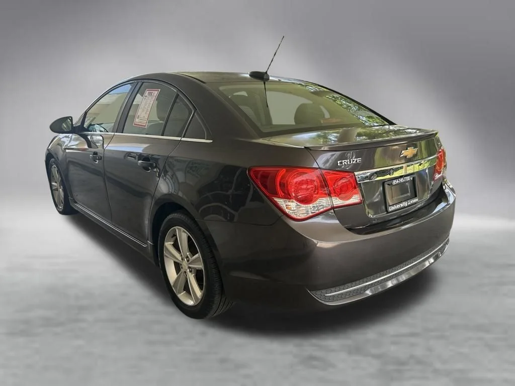 Used 2016 Gray Chevrolet 2LT image 4