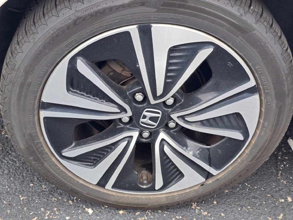 Used 2016 White Honda EX-L image 9