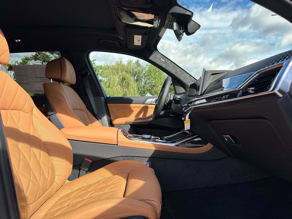 New 2027 Manhattan Green Metallic BMW xDrive40i image 26