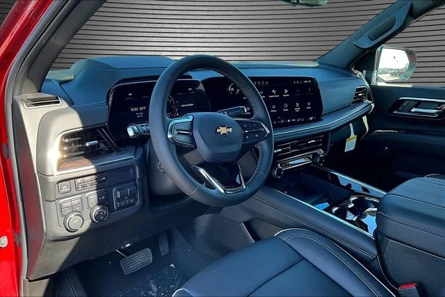 2025 Chevrolet Suburban Premier - Photo 7