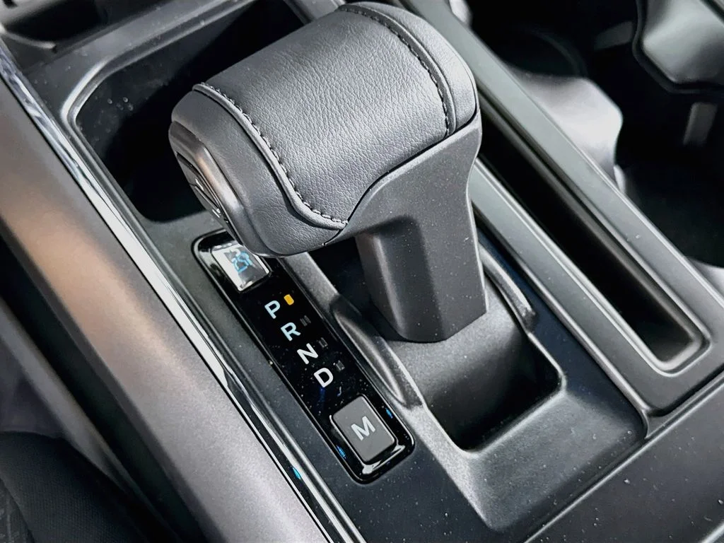 New 2026 Avalanche Ford XLT image 17