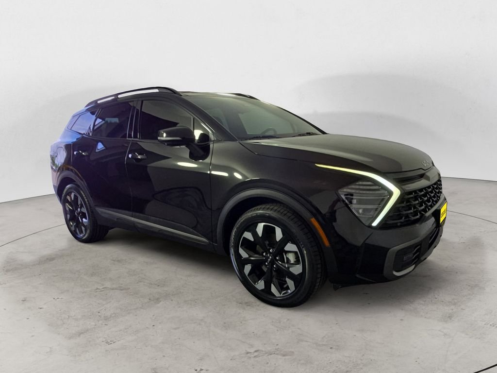 Used 2024 Black Kia X-Line Prestige image 3