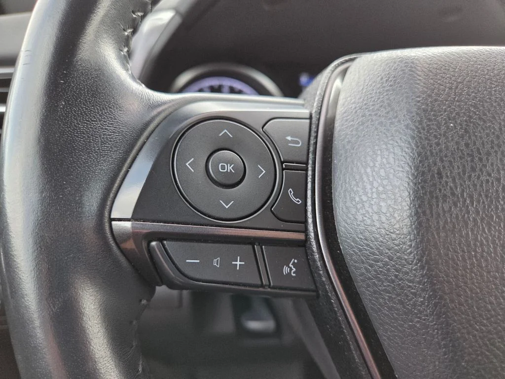 Used 2023 Silver Toyota SE image 12