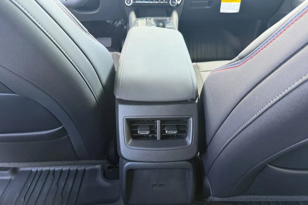 2025 Chevrolet Equinox EV RS - Photo 22