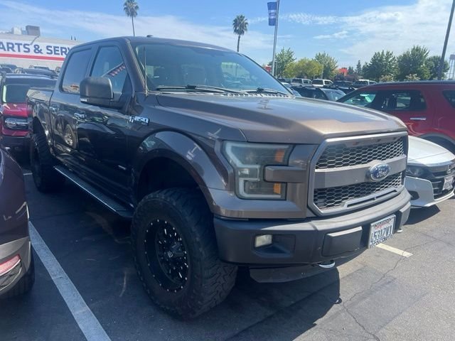 Used 2015 Black Ford XLT image 4