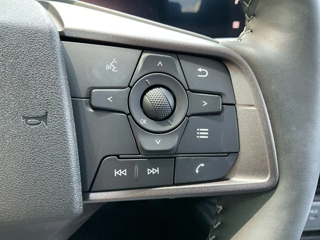 Used 2026 Gray Nissan SV image 36