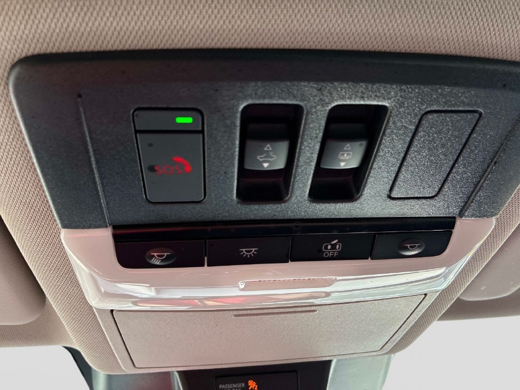 Used 2025 Black Nissan SL image 36