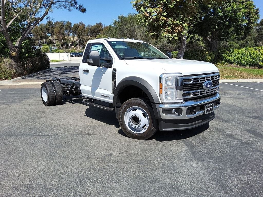 New 2026 Oxford White Ford XL image 4