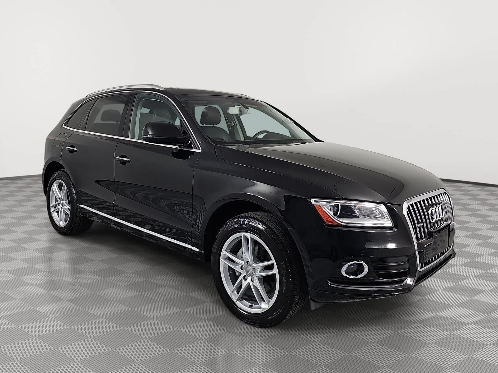 Used 2017 Black Audi 2.0T Premium Plus image 2