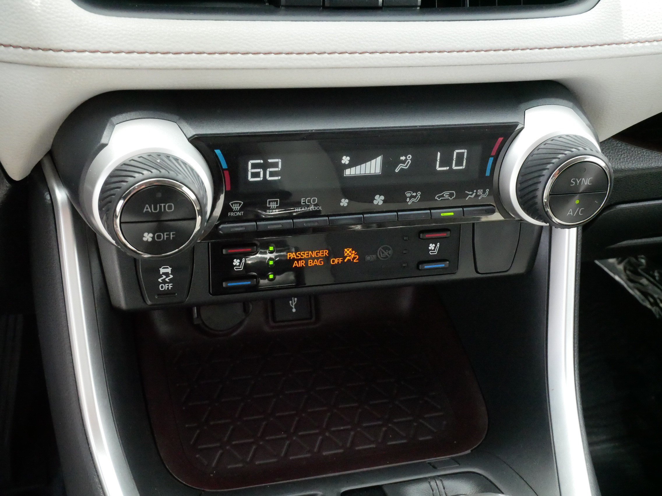 Certified Used 2020 BLIZZARD PEARL Toyota Limited image 23