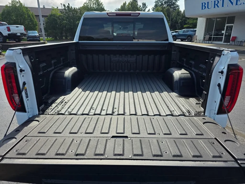 2026 GMC Sierra 1500 SLT - Photo 22