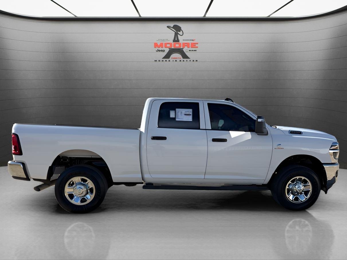 New 2026 Bright White Clear-Coat Exterior Paint RAM Tradesman image 9