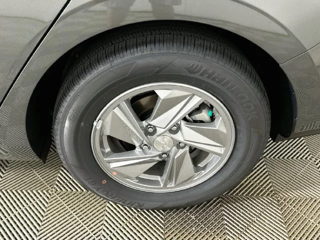 New 2026 Gray Hyundai SE image 20