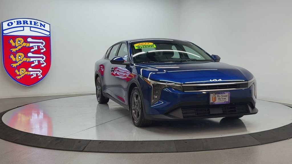Used 2025 Deep Sea Blue Kia LXS image 2