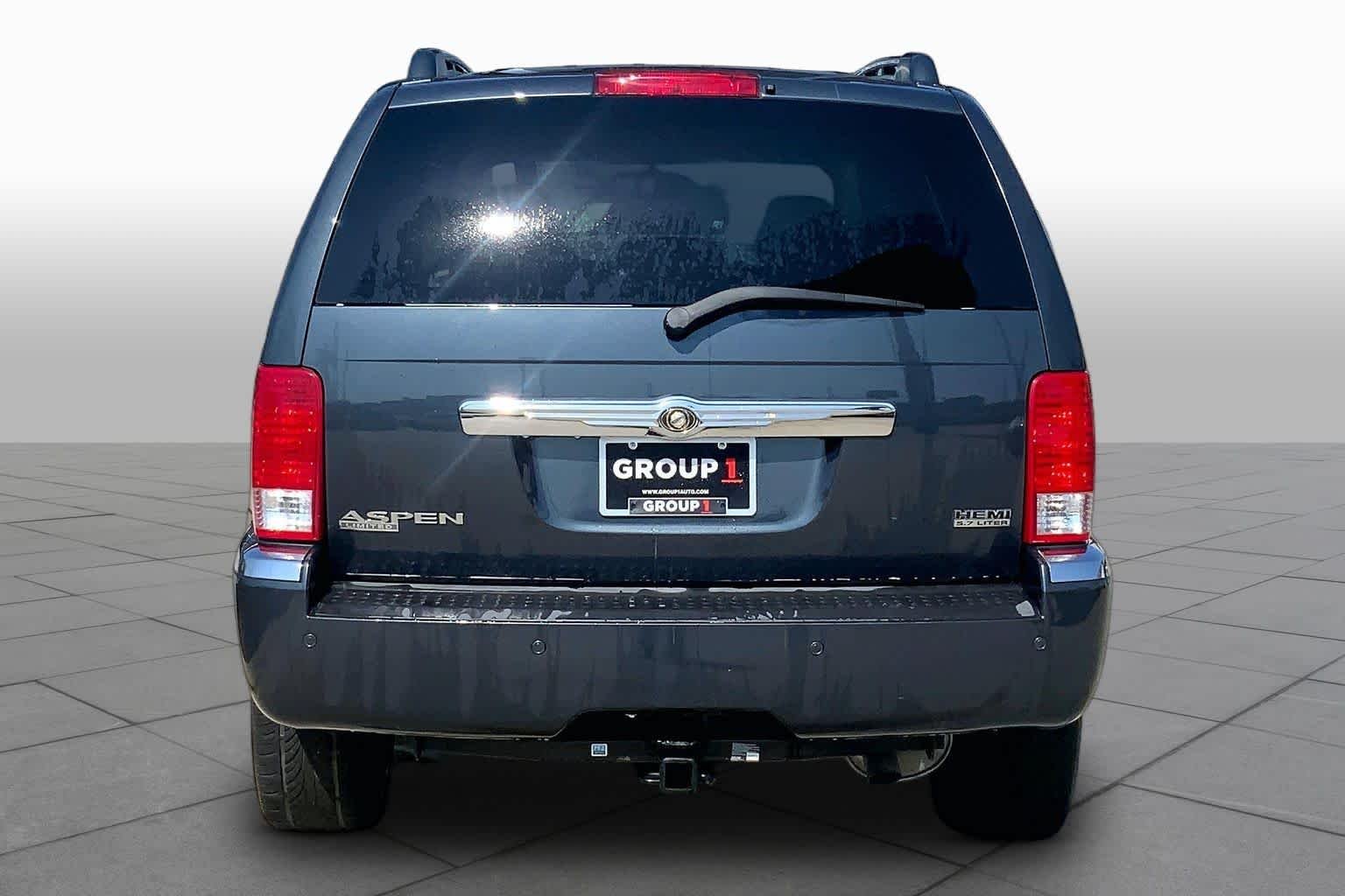 Pre-Owned 2007 Chrysler Aspen Limited