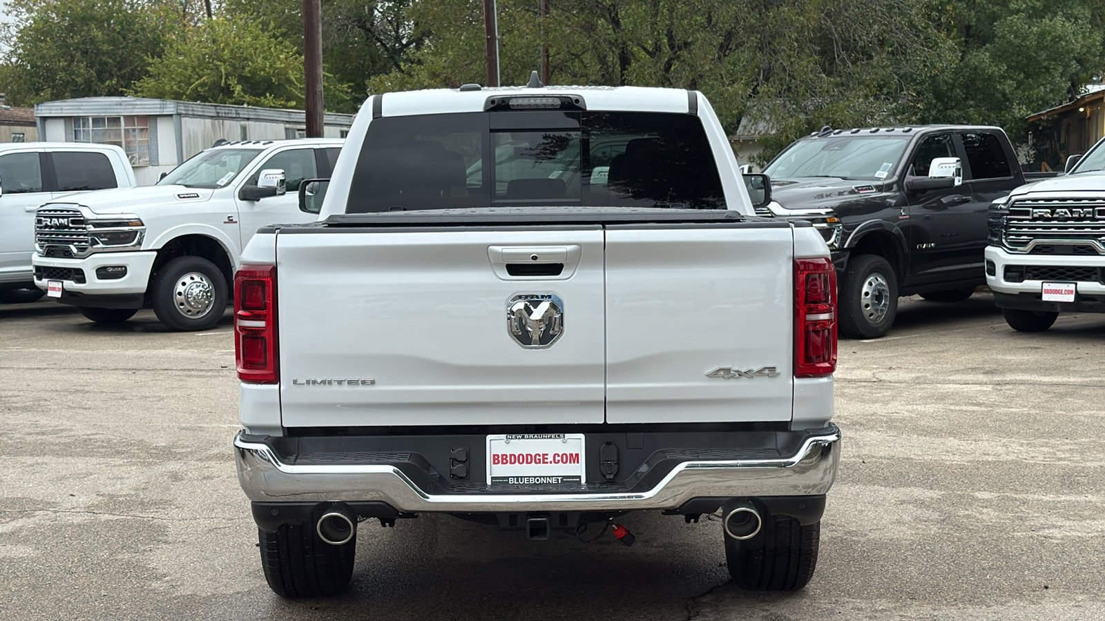 New 2026 Ivory White Tri-Coat Pearl-Coat Exterior Paint RAM Limited image 4
