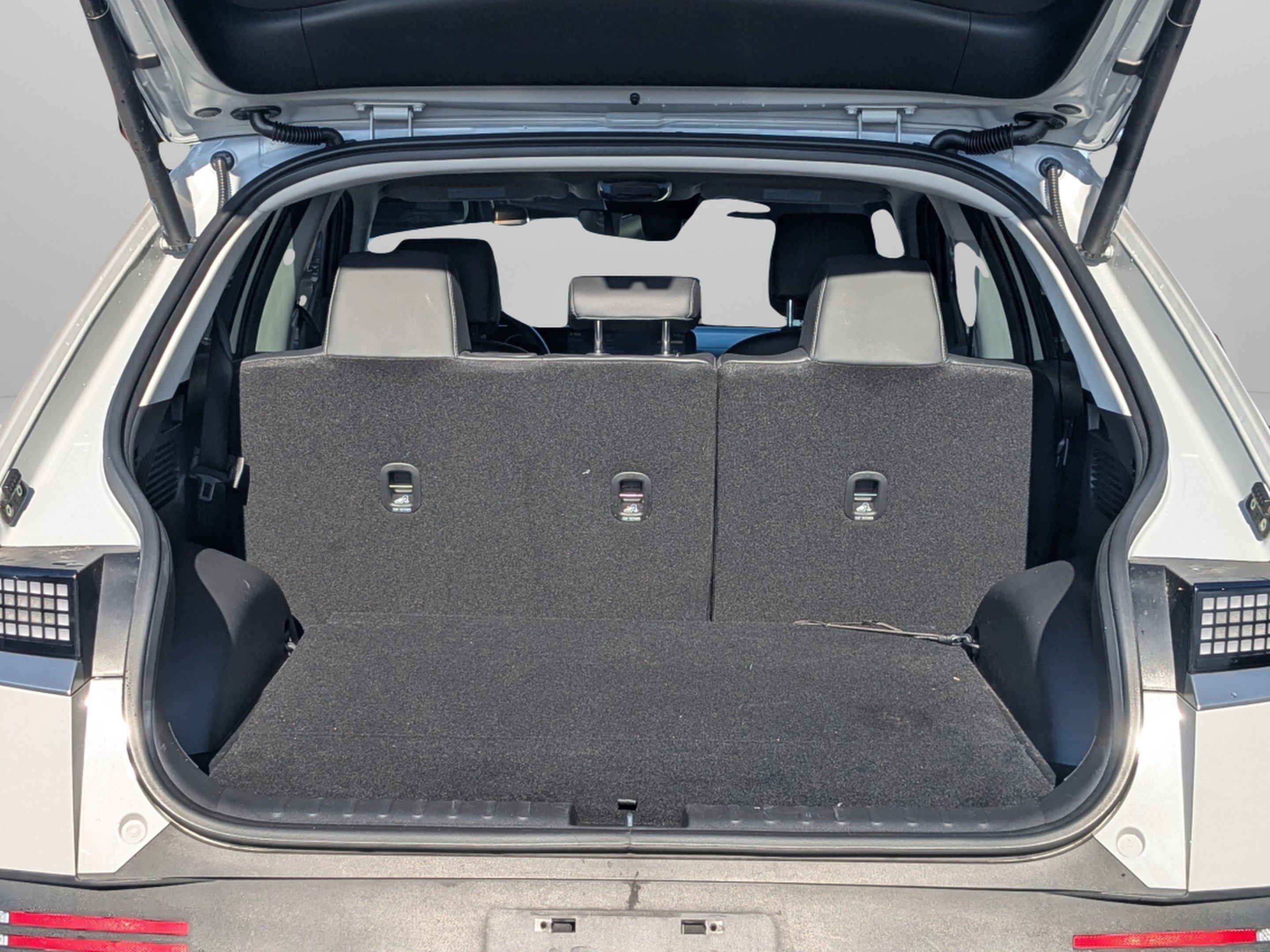 Certified Used 2025 Cyber Gray Hyundai SEL image 10