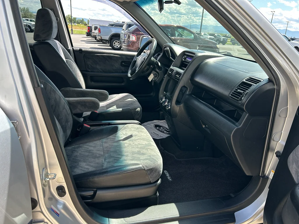 Used 2003  Honda EX image 12