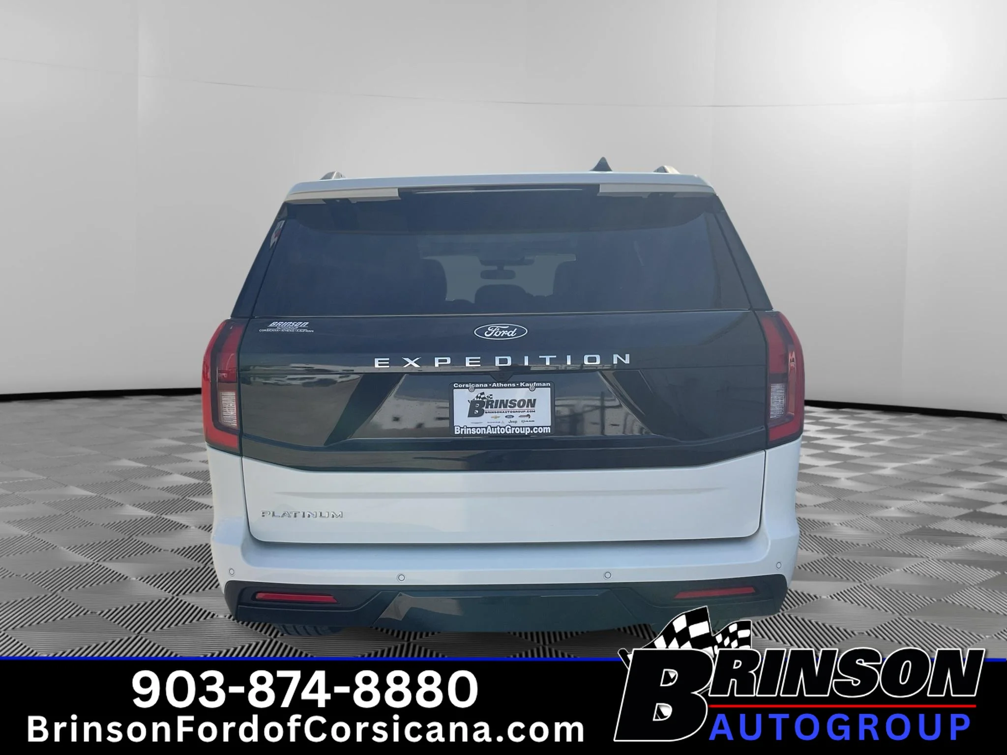 New 2027 White Ford Platinum image 4