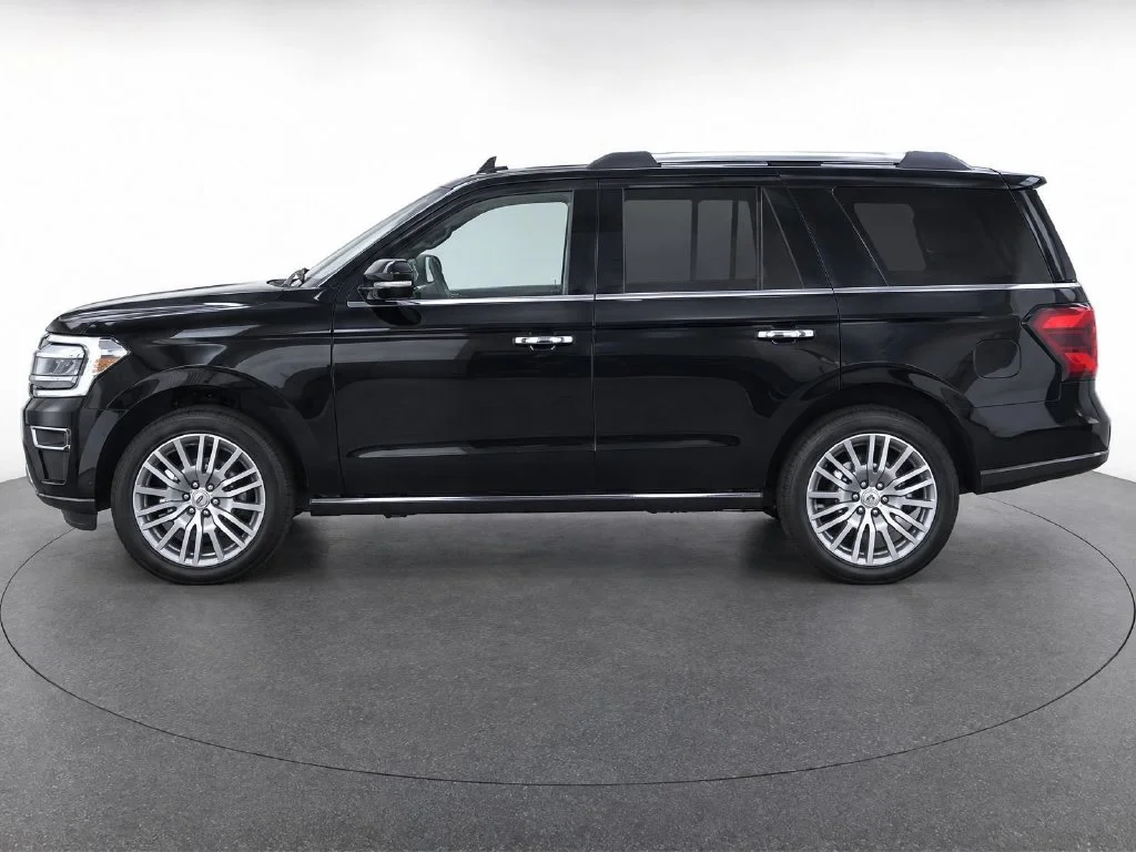 Used 2024 Black Ford Limited image 7