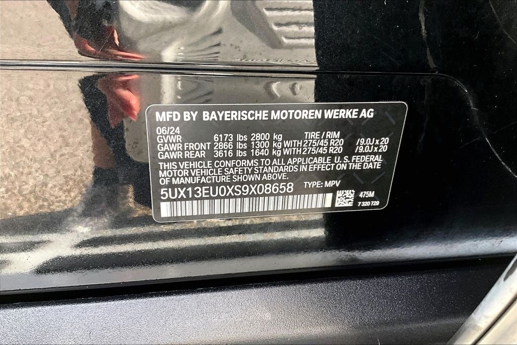 Used 2025 Black BMW sDrive40i image 35