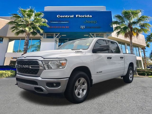 Certified Used 2024 White Ram Big Horn/Lone Star image 9