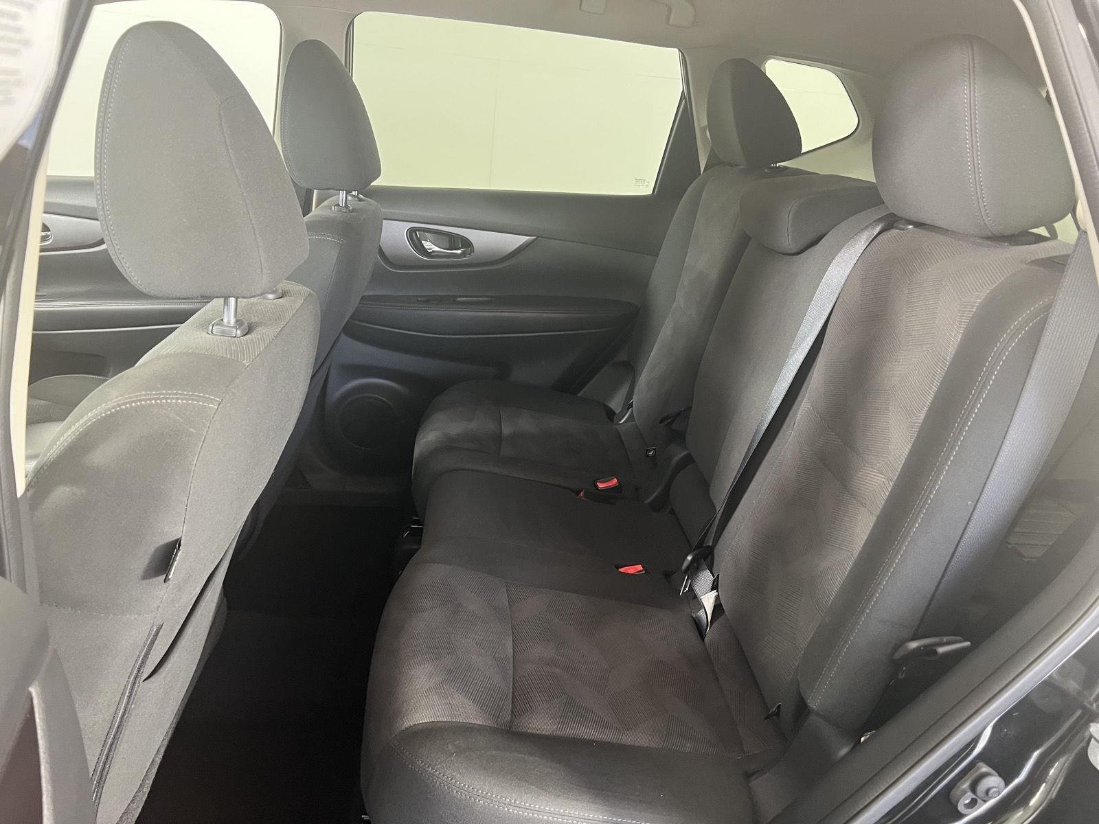Used 2016 Magnetic Black Nissan SV image 19