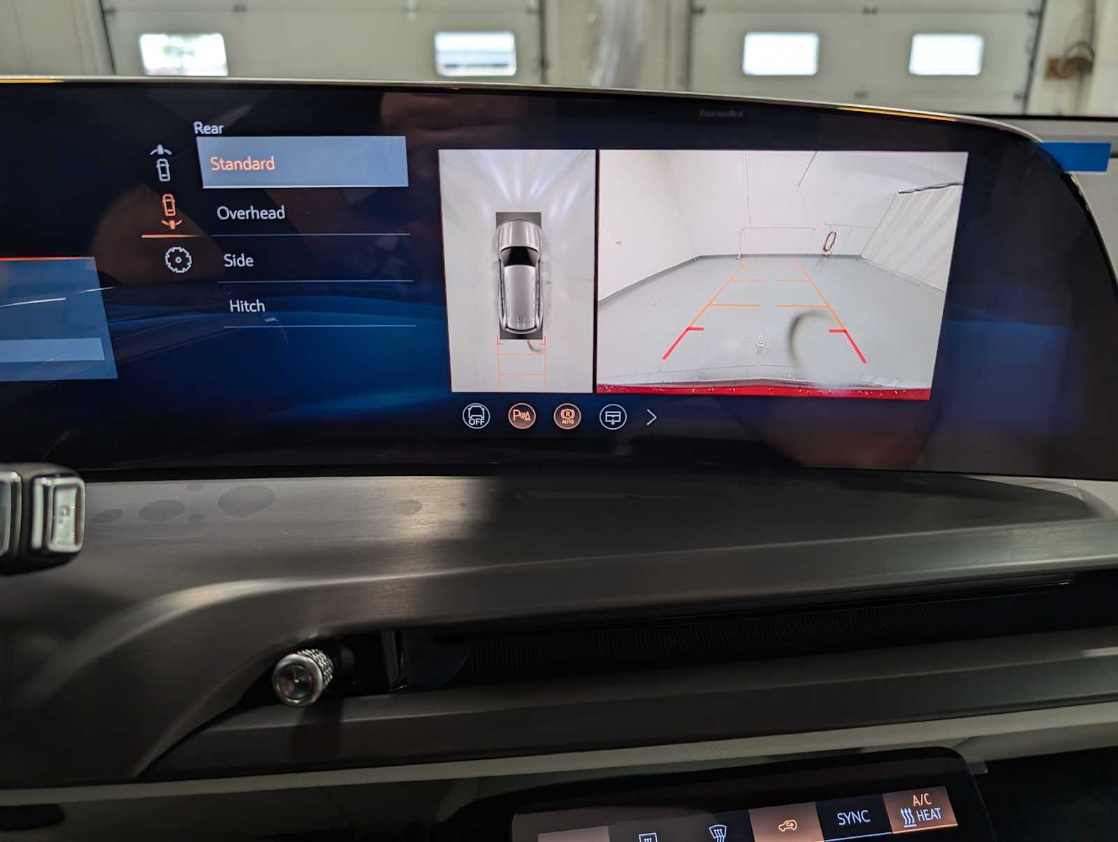 2026 Cadillac VISTIQ Luxury - Photo 29