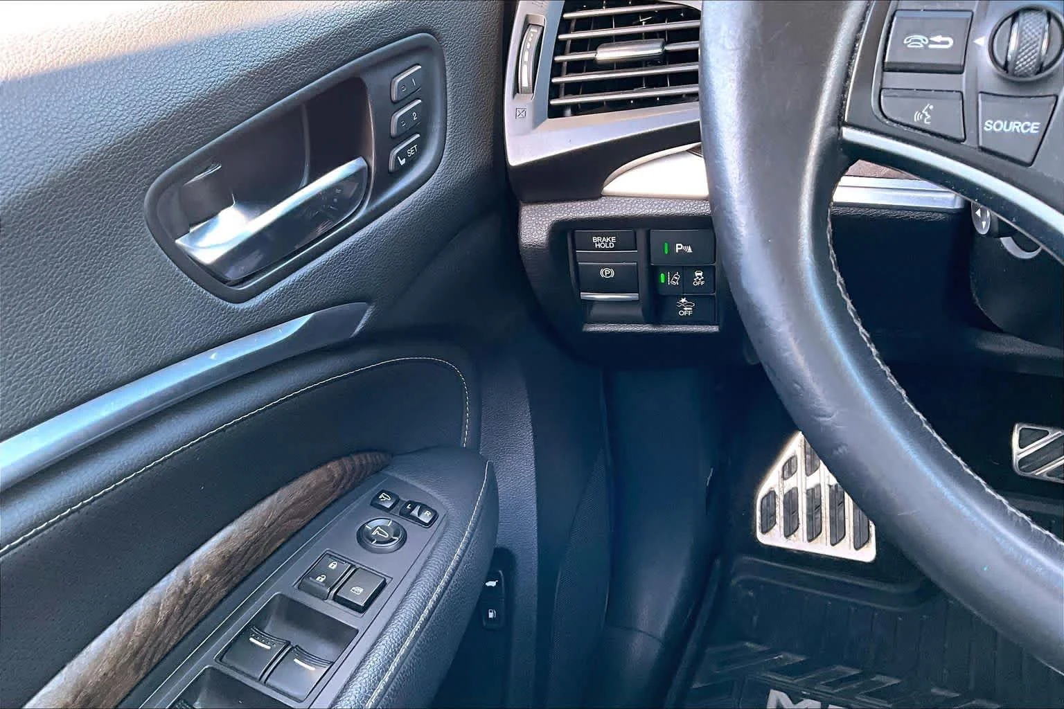 Used 2019 Modern Steel Metallic Acura Sport-Hybrid SH-AWD with Technology Package image 31