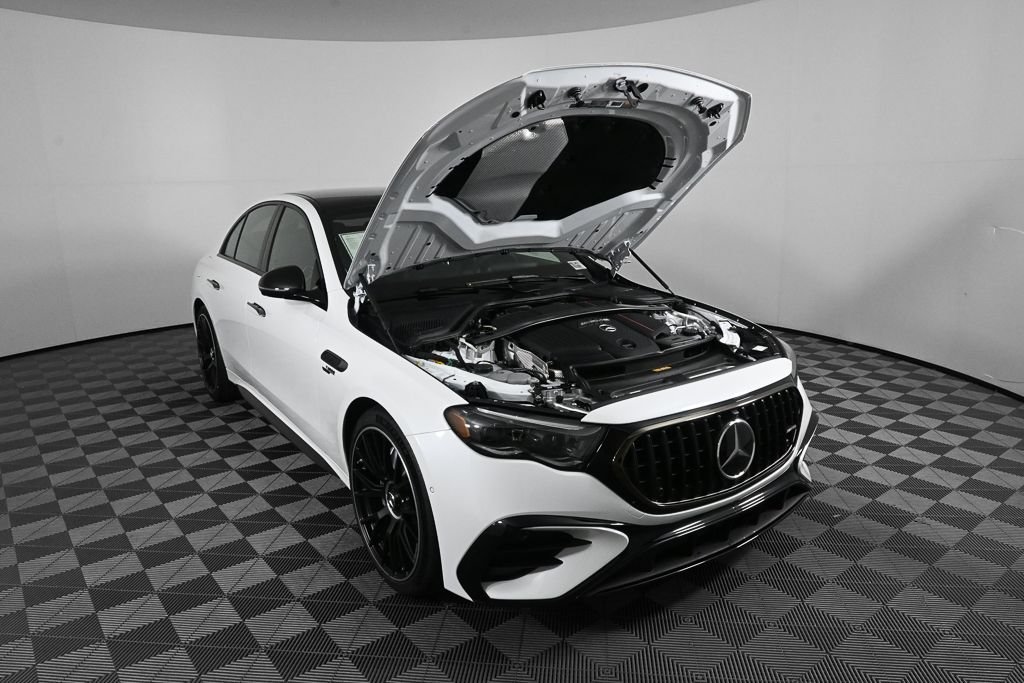 New 2026 MANUFAKTUR Moonlight White Metallic Mercedes-Benz AMG® E 53 E 4MATIC+ Sedan image 32