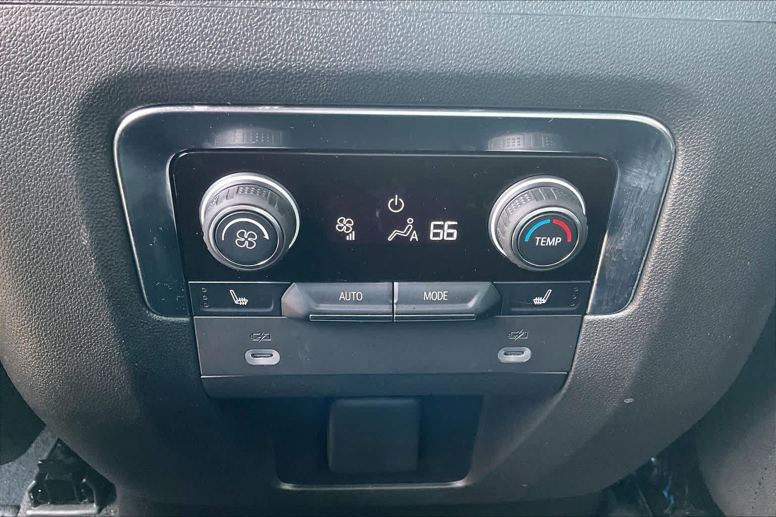 Used 2022 Black Chevrolet High Country image 30