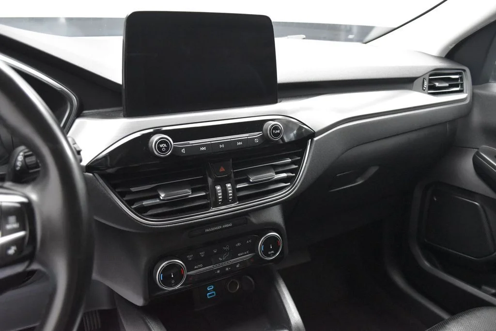 Used 2022 Blue Ford Titanium image 16