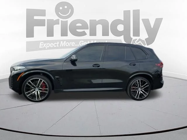Used 2025 Black BMW M60i image 2