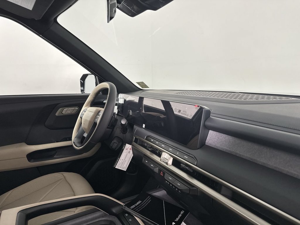 New 2027 Black Kia EX image 14
