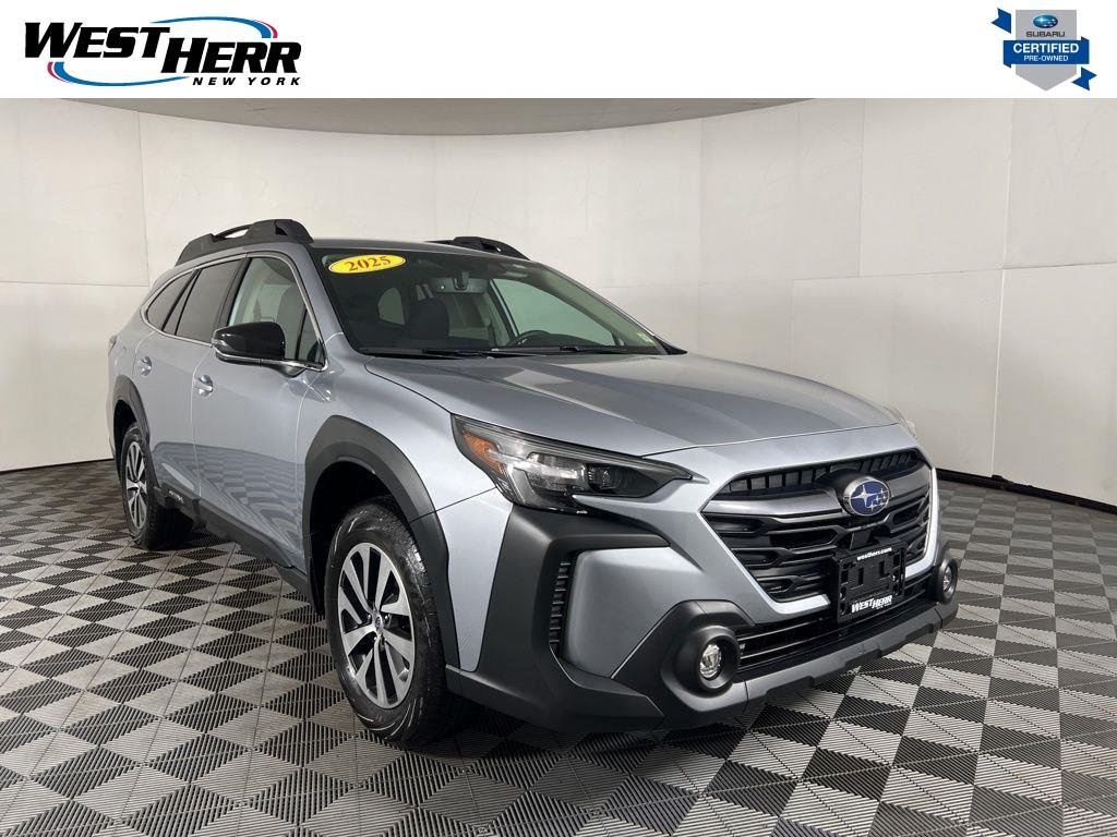 2025 Subaru Outback Premium's photo