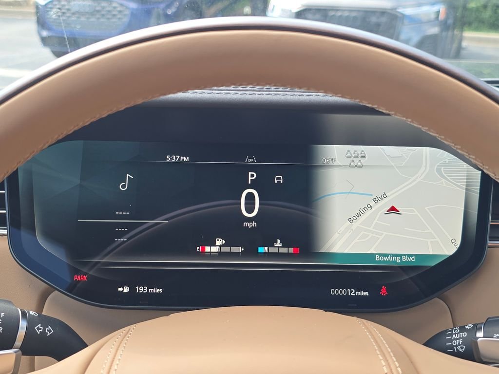 New 2026  Land Rover SE image 25