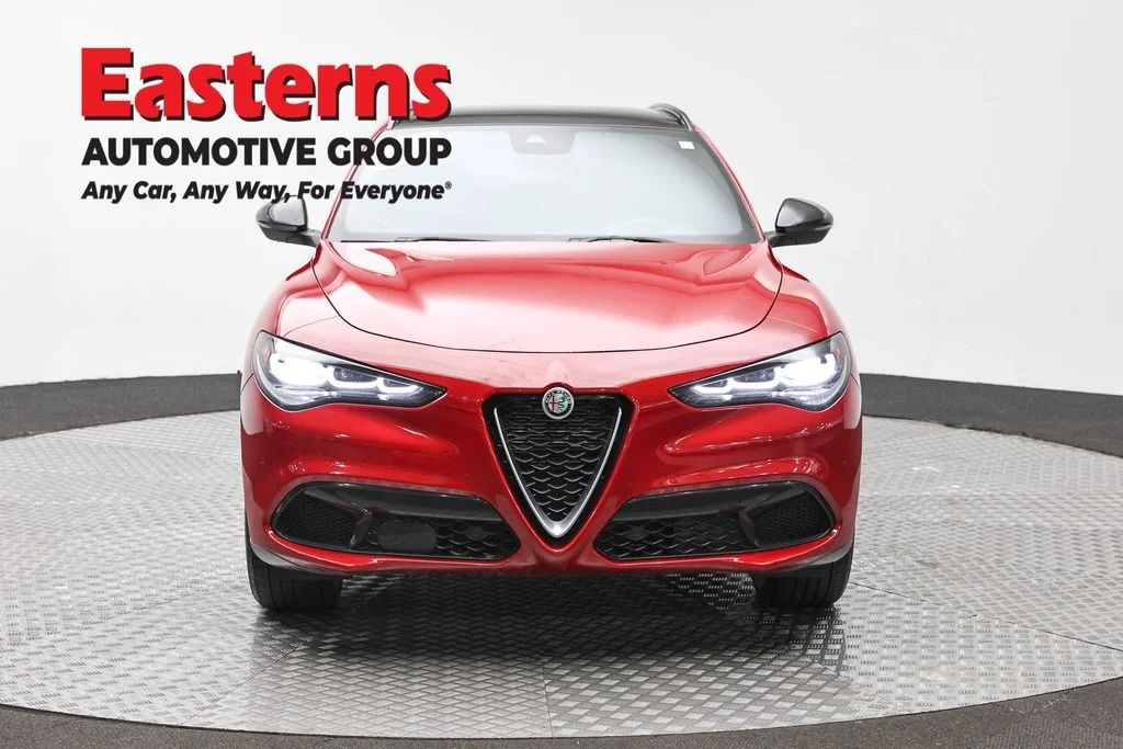 Used 2024 Red Alfa Romeo Ti image 2