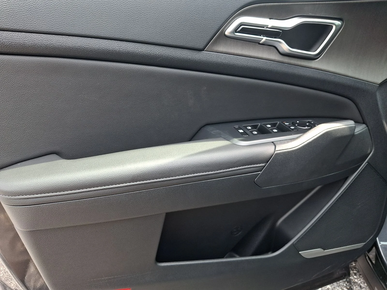 New 2027 Gray Kia X-Line image 11