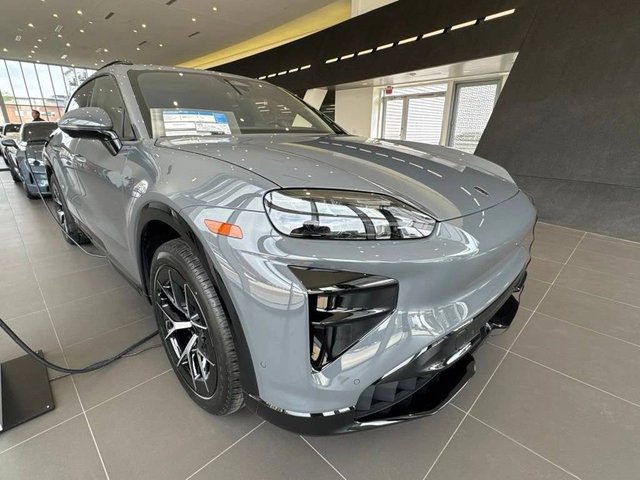 2026 Porsche Cayenne Turbo Electric