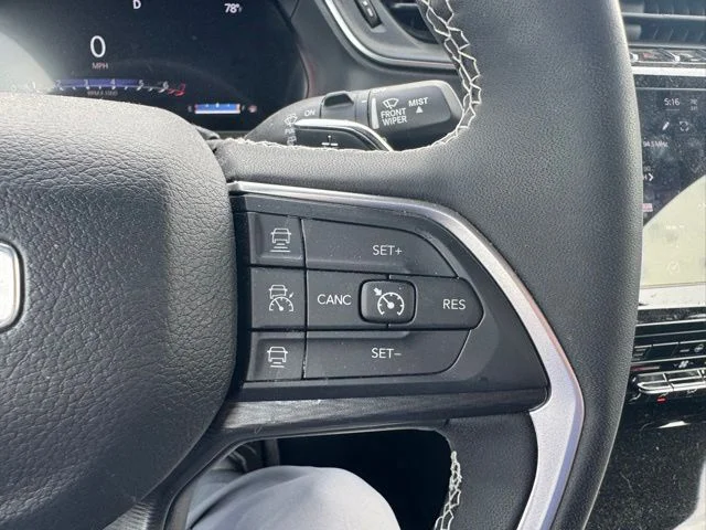 Used 2024 Silver Jeep Altitude X image 17