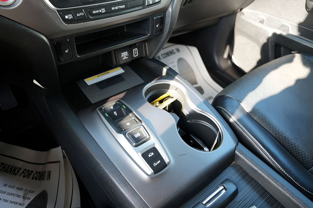 Used 2023 White Honda RTL-E image 28
