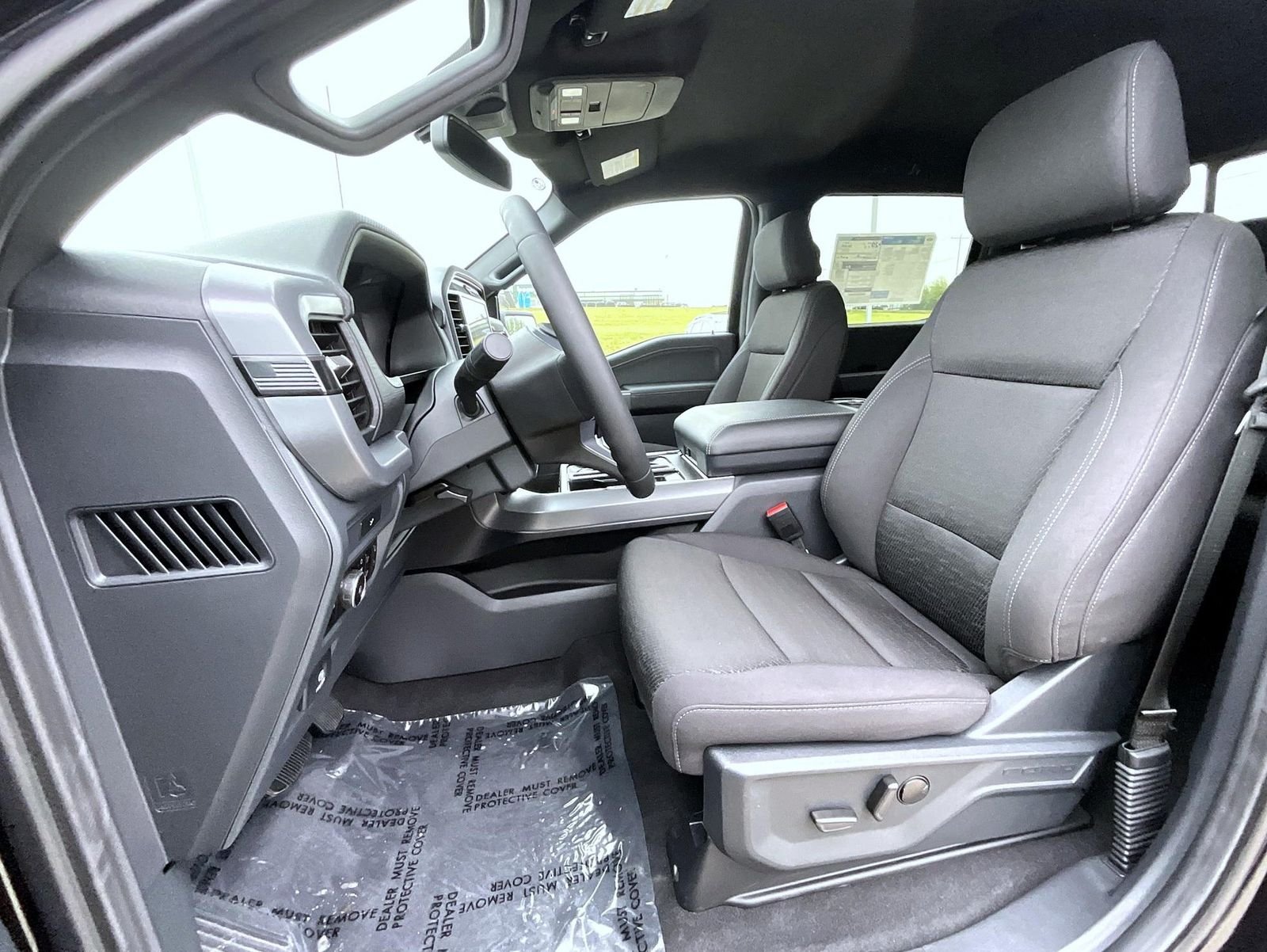 2026 Ford F-150 XLT - Photo 9