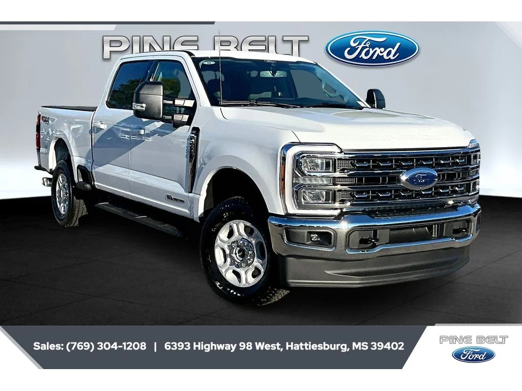 New 2026 Oxford White Ford F-250® XLT image 1