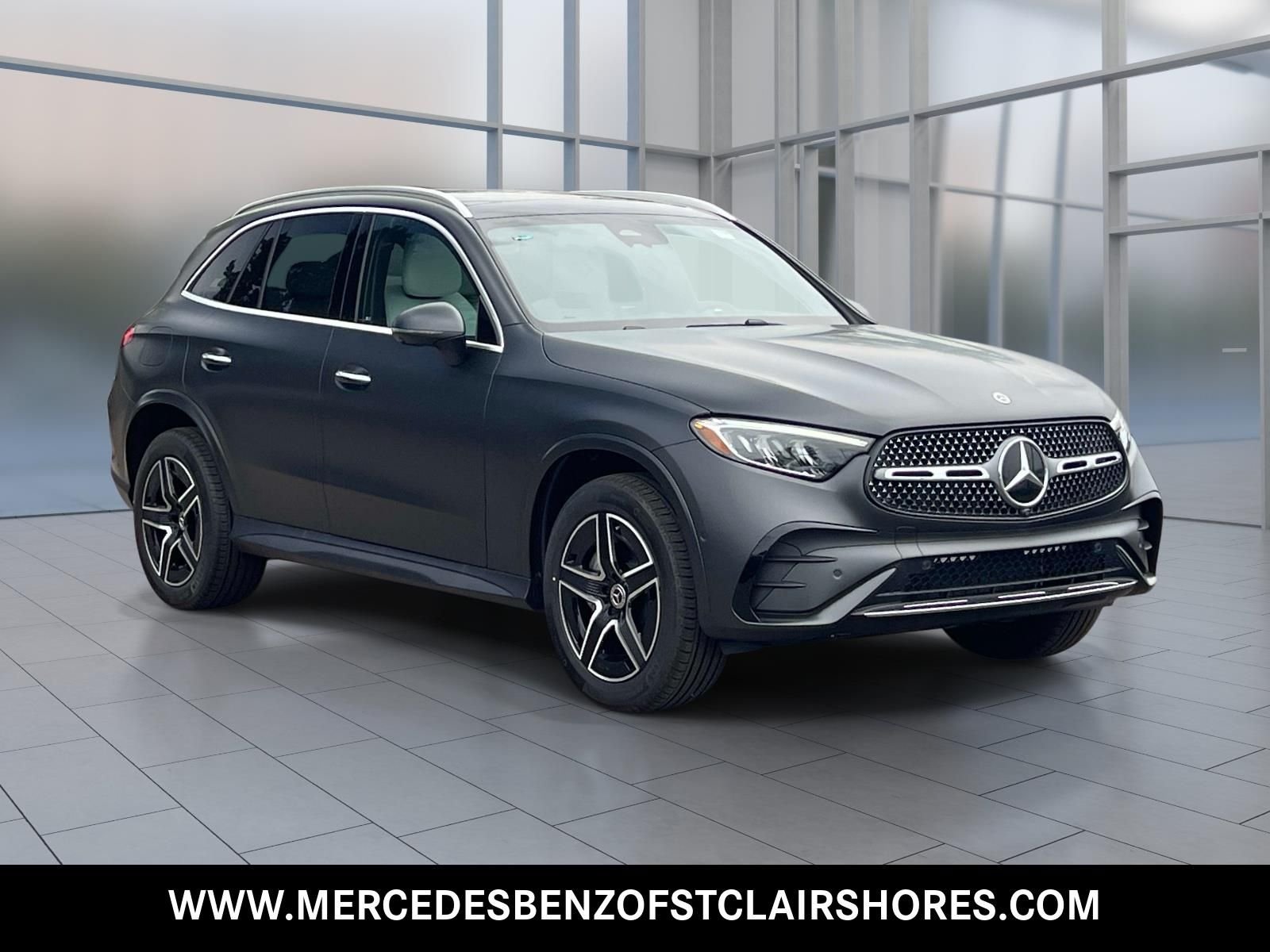 New 2026 MANUFAKTUR exclusive graphite grey magno Mercedes-Benz GLC 300 image 8