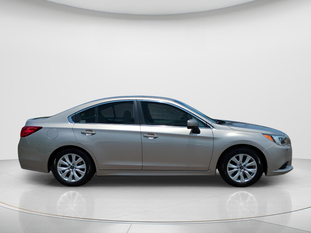 Used 2016 Gray Subaru 2.5i image 4