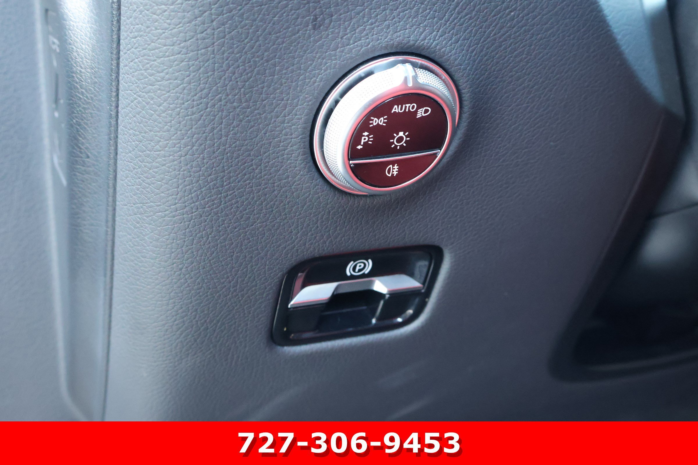 Certified Used 2024 MANUFAKTUR Cirrus Silver MAGNO Mercedes-Benz AMG® GLC 43 image 28