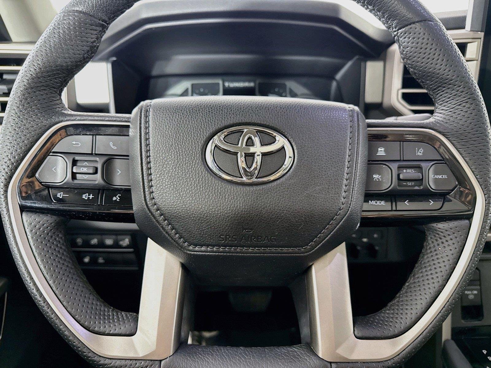 Used 2023 Wind Chill Pearl Toyota Limited image 17