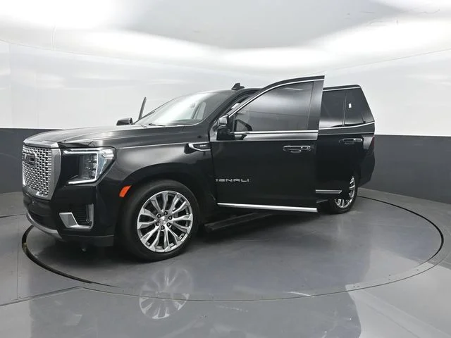 Used 2021 Black GMC Denali image 36