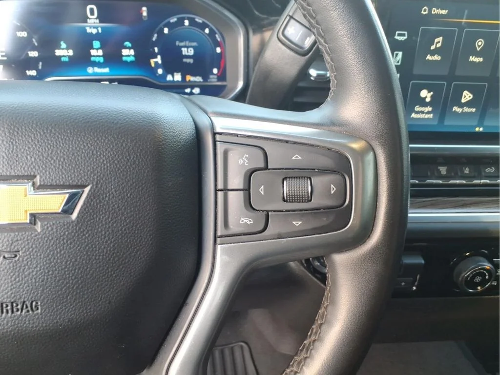 Used 2024 White Chevrolet LT image 24