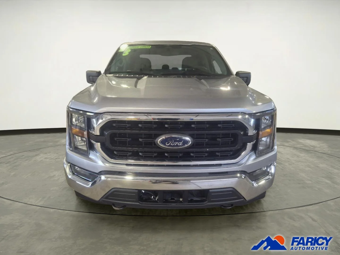 Used 2023 Iconic Silver Ford XLT image 6